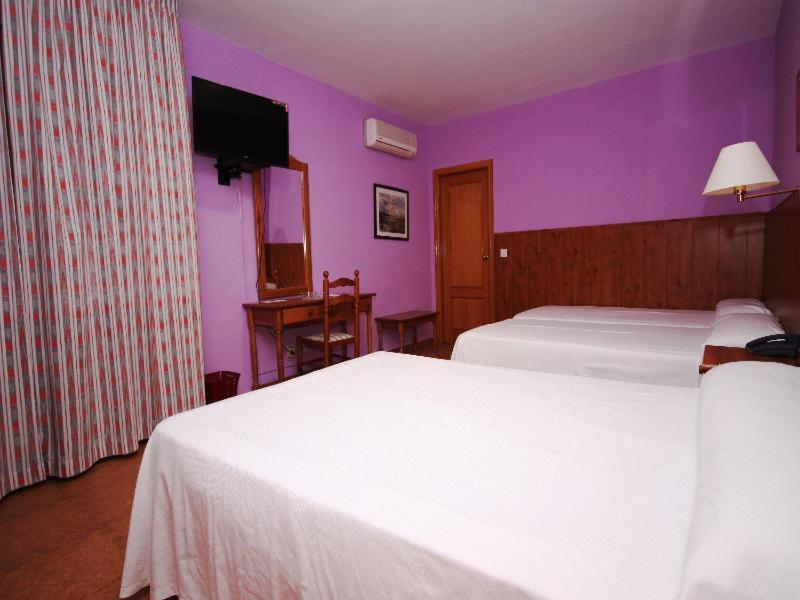 Hotel Rural Montana De Cazorla 아로요프리오 객실 사진