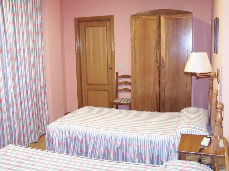 Hotel Rural Montana De Cazorla 아로요프리오 외부 사진